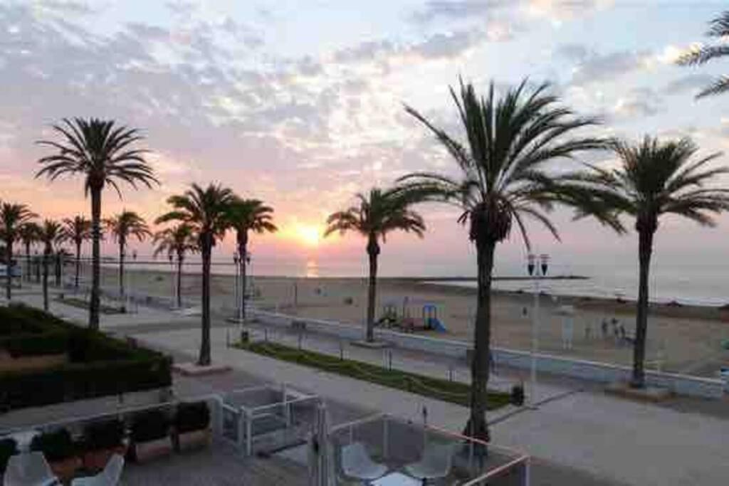 Fantastico Apartamento Junto Al Mar Valencia Exterior photo